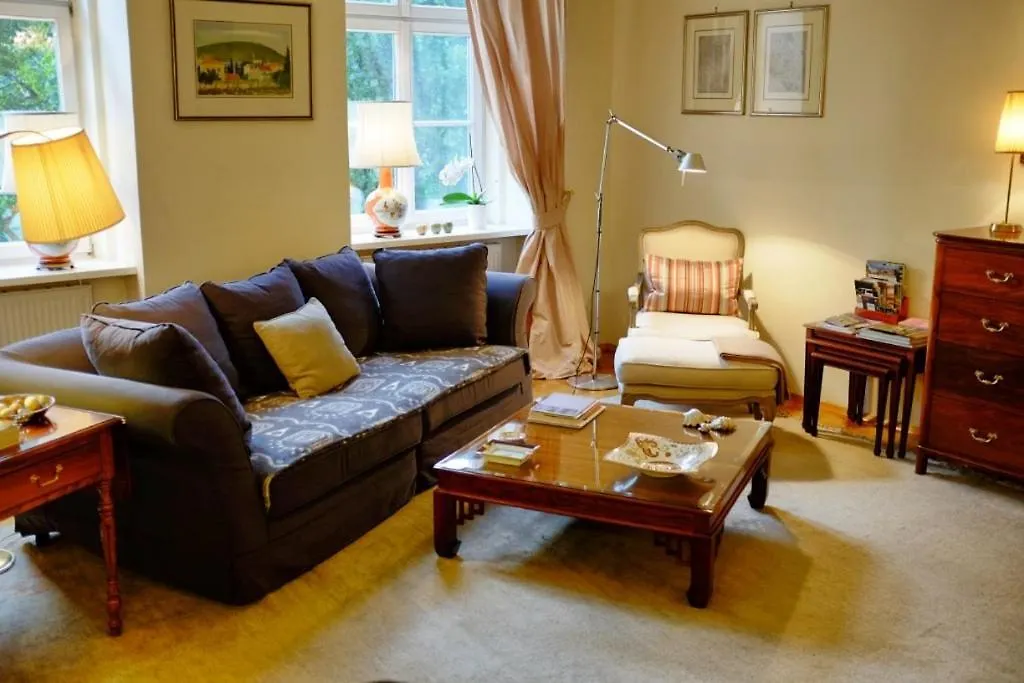 Altbauapartment Am Stadtpark Mit Uhrturmblick Graz Daire